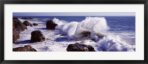 Framed Waves breaking on the coast, Santa Cruz, Santa Cruz County, California Print