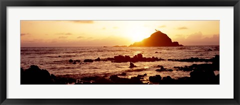 Framed Rock formations on the coast, Aloo Island, Hana, Maui, Hawaii, USA Print