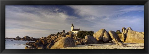 Framed Pontusval Lighthouse, Brignogan-Plage, Finistere, Brittany, France Print