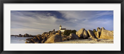 Framed Pontusval Lighthouse, Brignogan-Plage, Finistere, Brittany, France Print