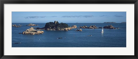 Framed Castle at the coast, Costaeres Castle, Cote de Granit Rose, Ploumanach, Perros-Guirec, Cotes-D&#39;Armor, Brittany, France Print