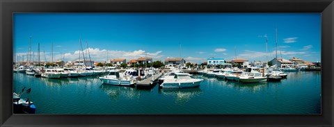 Framed Saintes-Maries-De-La-Mer, Bouches-Du-Rhone, Provence-Alpes-Cote d&#39;Azur, France Print