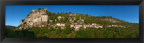 Framed Low angle view of a town on a hill, Rocamadour, Canyon De l&#39;Alzou, Lot, Midi-Pyrenees, France Print