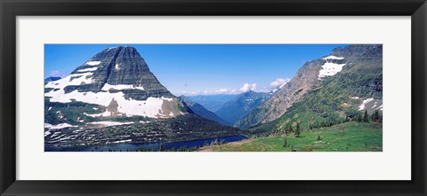 Framed Bearhat Mountain and Hidden Lake, US Glacier National Park, Montana, USA Print