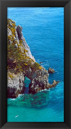 Framed High angle view of cliff at the coast, Crozon, Finistere, Brittany, France Print