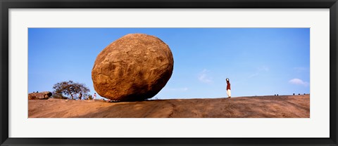 Framed Low angle view of a sacred rock, Krishna&#39;s Butterball, Mahabalipuram, Tamil Nadu, India Print