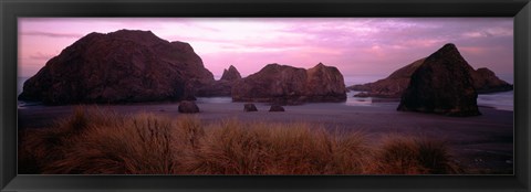 Framed Rock formations on Myers Creek Beach, Oregon Print