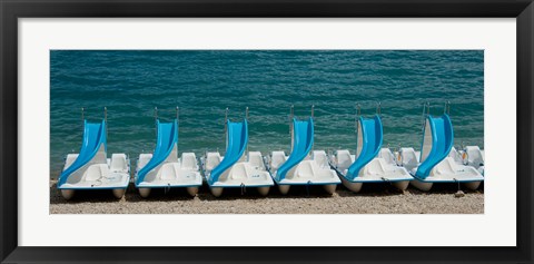 Framed Slide boats on beach, Lac de Sainte Croix, Alpes-de-Haute-Provence, Provence-Alpes-Cote d&#39;Azur, France Print