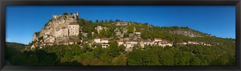 Framed Low angle view of a town on a hill, Rocamadour, Canyon De l&#39;Alzou, Lot, Midi-Pyrenees, France Print