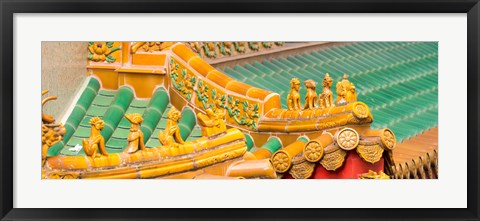 Framed Architectural detail of the roof of a temple, Kwan Im Thong Hood Cho Temple, Singapore Print