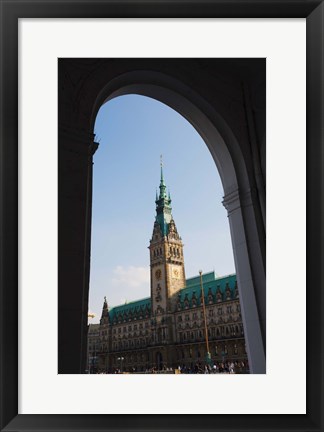 Framed Town hall viewed through an arch, Hamburg Town Hall, Hamburg, Germany Print