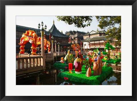 Framed Garden decorations by Mid-Lake Pavilion Teahouse, Yu Yuan Gardens, Shanghai, China Print