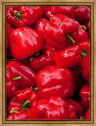 Framed Red bell peppers for sale at weekly market, Arles, Bouches-Du-Rhone, Provence-Alpes-Cote d&#39;Azur, France Print