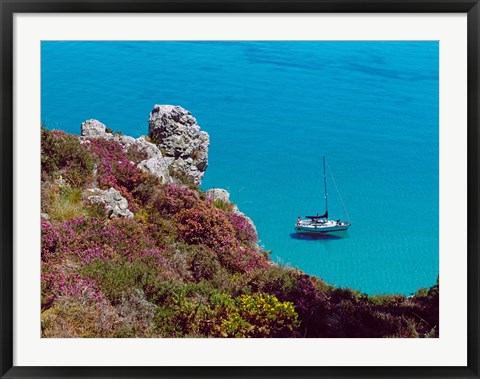 Framed Boat moored at Saint-Hernot, Crozon Peninsula, Baie De Douarnenez, Finistere, Brittany, France Print
