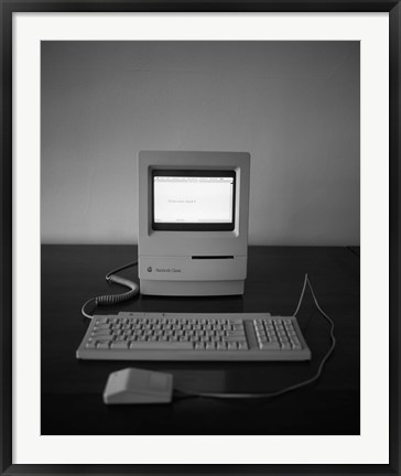 Framed Apple Macintosh Classic desktop PC (black and white) Print