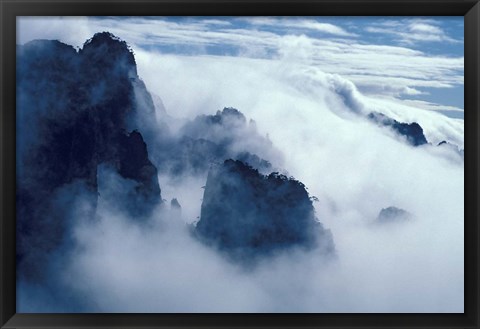 Framed Mountain Peaks in Mist, Mt Huangshan (Yellow Mountain), China Print