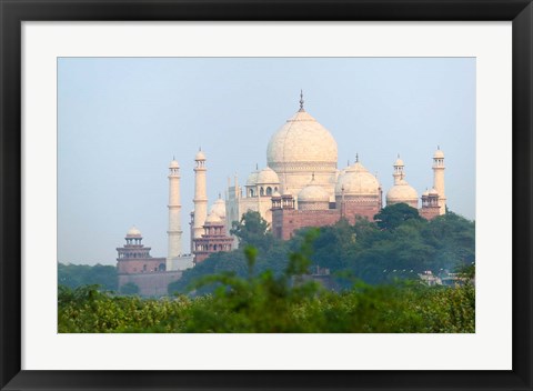 Framed Taj Mahal (UNESCO World Heritage site), Agra, India Print