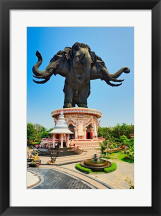 Framed Giant three headed elephant, the Erawan Museum in Samut Prakan, Bangkok, Thailand Print