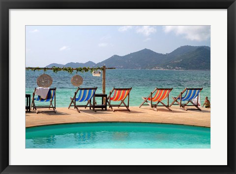 Framed Swimming pool, Gulf of Thailand at Chaweng beach, Ko Samui, Thailand Print