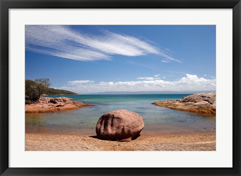 Framed Honeymoon Bay, Coles Bay, Freycinet NP, Australia Print