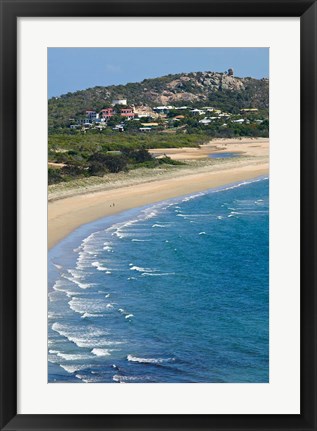 Framed Australia, Whitsunday, Bowen, King&#39;s Beach coastline Print