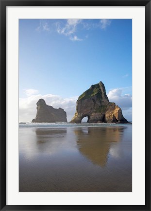 Framed Rock Formation, Archway Island, South Island, New Zealand (vertical) Print