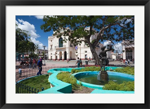 Framed Cuba, Santa Clara, Parque Vidal, Teatro La Caridad Print