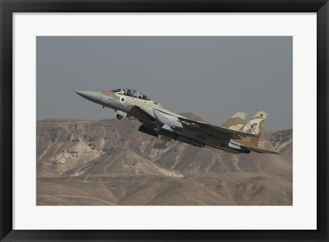 Framed F-15I Ra&#39;am of the Israeli Air Force takes off from Ovda Air Force Base Print