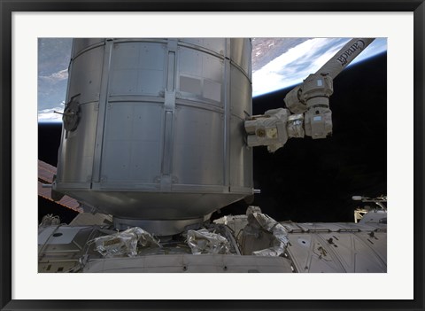 Framed Permanent Multipurpose Module  in space Shuttle Discovery&#39;s Payload Bay Print