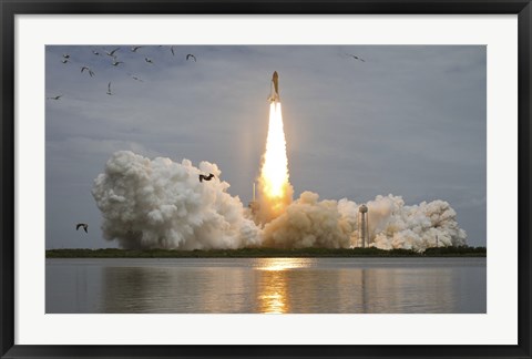 Framed Space shuttle Atlantis lifts off from the Kennedy Space Center, Florida Print