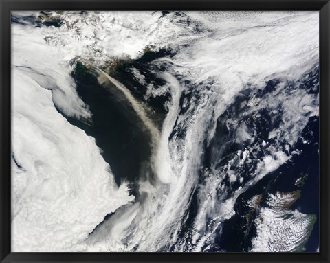 Framed Iceland&#39;s Eyjafjallajokull Volcano Emits a Dense Plume of Ash and Steam over the Atlantic Ocean Print