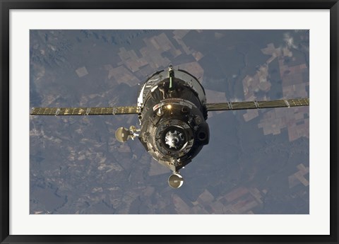 Framed Soyuz TMA-19 Spacecraft Print