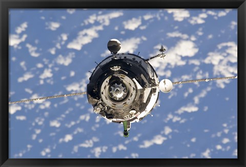 Framed Soyuz TMA-01M Spacecraft Print