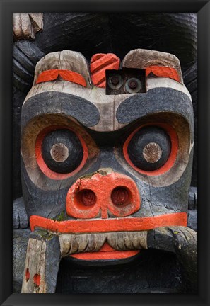 Framed First Nation Totem Pole, Thunderbird Park, Victoria, Vancouver, British Columbia, Canada Print