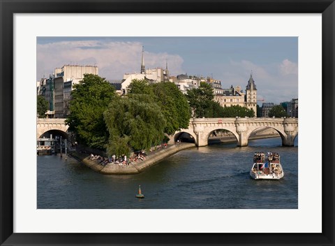 Framed Ile de la Cite, Paris, France Print