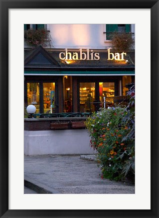 Framed Chablis Bar Cafe, Chablis, Bourgogne, France Print