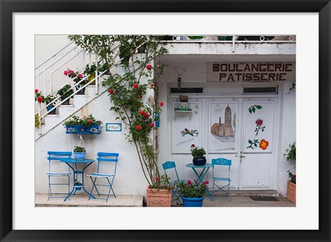 Framed Prunelli di Fiumorbo Courtyard Print