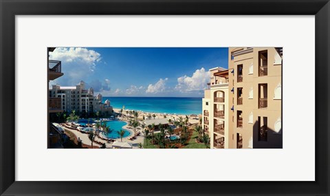 Framed Ritz-Carlton, Seven Mile Beach, Grand Cayman, Cayman Islands Print