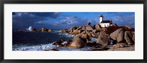 Framed Pontusval Lighthouse, Brignogan, Finistere, Brittany, France Print