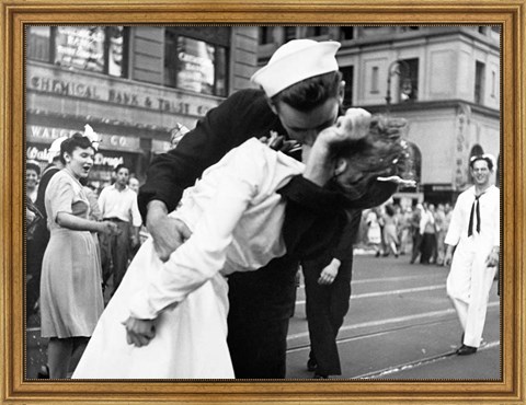 Framed Kissing the War Goodbye in Times Square, 1945 (detail) Print