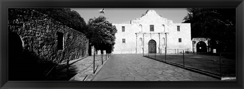 Framed Alamo, San Antonio, Texas (black &amp; white) Print