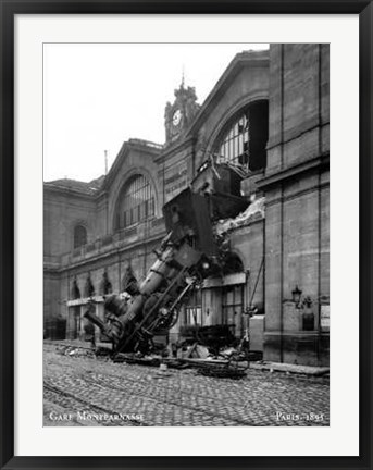 Framed Gare Montparnasse Print