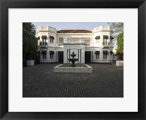 Framed Tintagel Hotel, Colombo, Sri Lanka Print