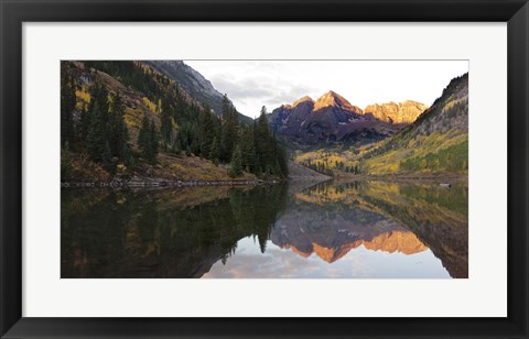 Framed Elk Mountains &amp; Maroon Bells Lake, Colorado Print