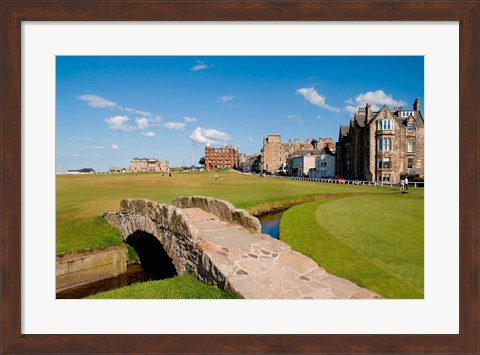 Framed Golfing the Swilcan Bridge on the 18th Hole, St Andrews Golf Course, Scotland Print