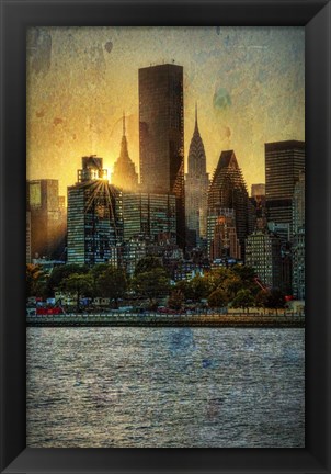 Framed Mid-Manhattan Sunset B Print