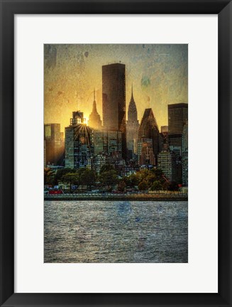 Framed Mid-Manhattan Sunset B Print